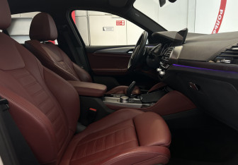 Подержанный автомобиль BMW X4 2019 года (10 фото)