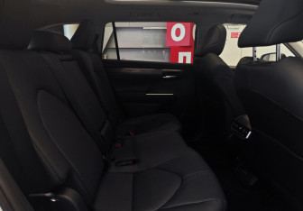 Новый Toyota Highlander 2026 (14 фото)