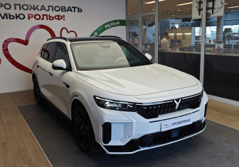 Подержанный автомобиль Voyah Free 2023 года (3 фото)