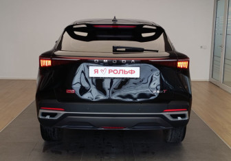 Подержанный автомобиль Omoda C5 2024 года (5 фото)