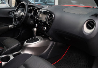 Подержанный автомобиль Nissan Juke 2013 года (7 фото)