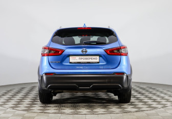Подержанный автомобиль Nissan Qashqai 2020 года (6 фото)