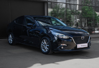 Подержанный автомобиль Mazda 3 Sedan 2015 года (3 фото)