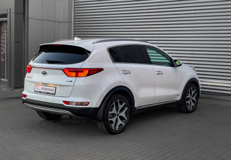 Подержанный автомобиль Kia Sportage 2018 года (5 фото)