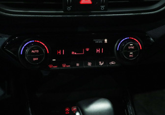 Подержанный автомобиль Kia Cerato Sedan 2020 года (16 фото)