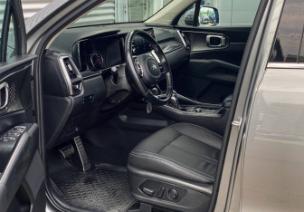 Подержанный автомобиль Kia Sorento 2020 года (13 фото)