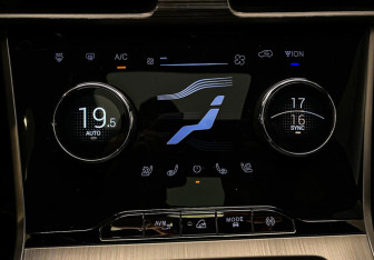 Подержанный автомобиль Exeed TXL 2022 года (13 фото)