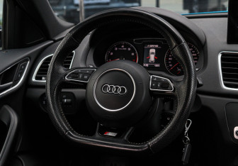 Подержанный автомобиль Audi Q3 2017 года (11 фото)
