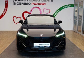 Подержанный автомобиль Changan UNI-V 2024 года (2 фото)