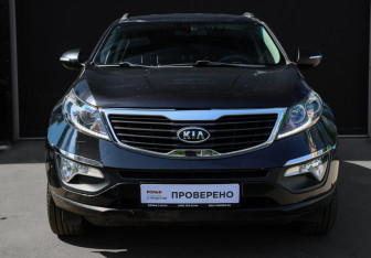 Подержанный автомобиль Kia Sportage 2011 года (2 фото)