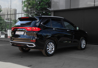 Подержанный автомобиль Haval M6 2023 года (4 фото)