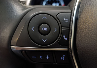 Подержанный автомобиль Toyota Camry Sedan 2022 года (20 фото)