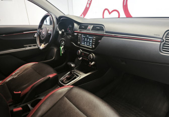 Подержанный автомобиль Kia Rio Sedan 2020 года (16 фото)