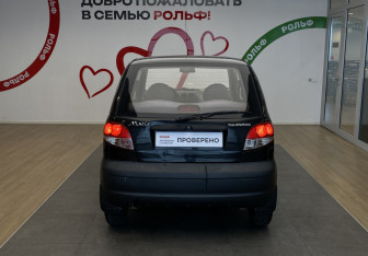 Подержанный автомобиль Daewoo Matiz 2011 года (5 фото)