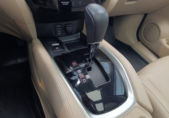 Подержанный автомобиль Nissan X-Trail 2019 года (16 фото)