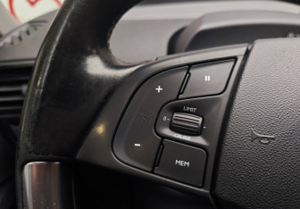 Подержанный автомобиль Citroen C4 Picasso 2017 года (15 фото)