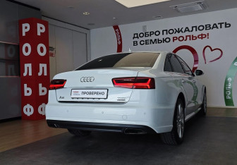 Подержанный автомобиль Audi A6 Sedan 2016 года (4 фото)