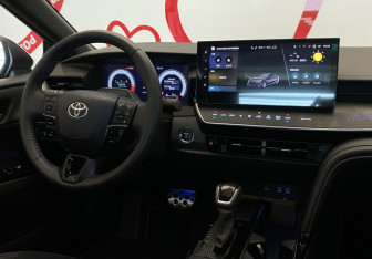 Новый Toyota Camry Sedan 2026 (8 фото)
