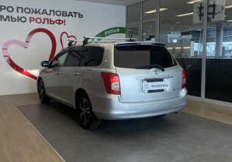 Подержанный автомобиль Toyota Corolla Wagon 2007 года (6 фото)