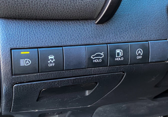 Подержанный автомобиль Toyota Camry Sedan 2023 года (18 фото)
