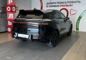 Подержанный автомобиль Voyah Free 2023 года (6 фото)