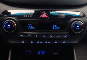 Подержанный автомобиль Hyundai Tucson 2017 года (20 фото)