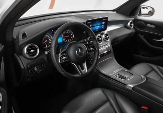Подержанный автомобиль Mercedes-Benz GLC Coupe 2021 года (7 фото)