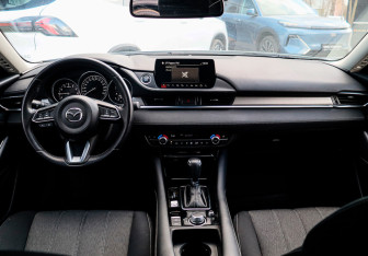Подержанный автомобиль Mazda 6 Sedan 2021 года (9 фото)