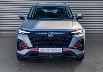 Подержанный автомобиль Changan CS35PLUS 2023 года (2 фото)