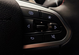 Подержанный автомобиль Geely Tugella 2024 года (12 фото)