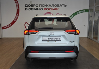Новый Toyota RAV4 2025 (5 фото)