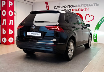 Подержанный автомобиль Volkswagen Tiguan 2020 года (4 фото)