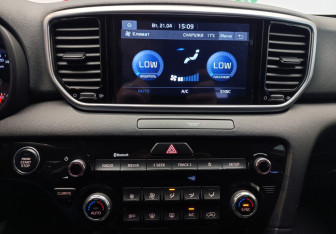 Подержанный автомобиль Kia Sportage 2021 года (15 фото)