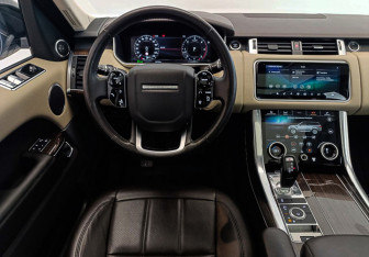 Подержанный автомобиль Land Rover Range Rover Sport 2018 года (20 фото)