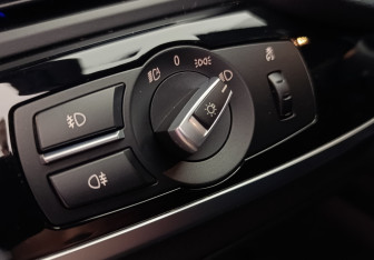 Подержанный автомобиль BMW X4 2016 года (17 фото)