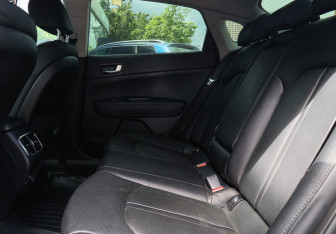 Подержанный автомобиль Kia Optima Sedan 2018 года (9 фото)