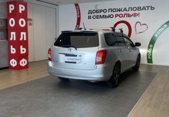 Подержанный автомобиль Toyota Corolla Wagon 2007 года (4 фото)