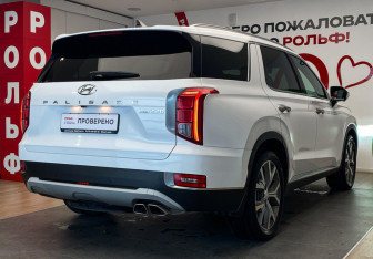 Подержанный автомобиль Hyundai Palisade 2022 года (4 фото)