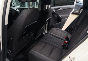 Подержанный автомобиль Volkswagen Tiguan 2013 года (8 фото)