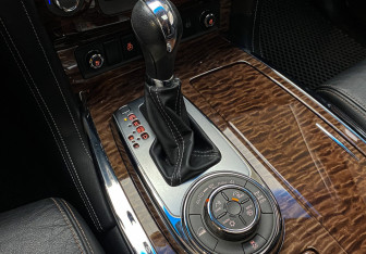 Подержанный автомобиль Nissan Patrol 2014 года (21 фото)