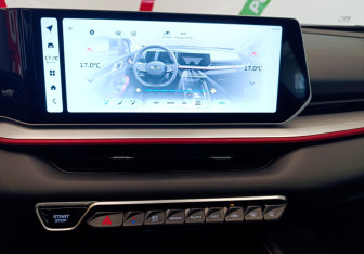 Подержанный автомобиль Geely Coolray 2024 года (16 фото)