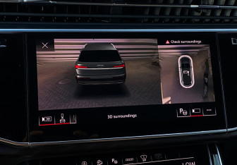 Подержанный автомобиль Audi Q7 2020 года (27 фото)
