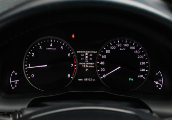 Подержанный автомобиль Lexus ES 2012 года (21 фото)