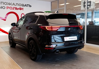 Подержанный автомобиль Kia Sportage 2021 года (6 фото)