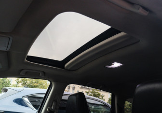 Подержанный автомобиль Honda CR-V 2013 года (16 фото)