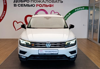 Подержанный автомобиль Volkswagen Tiguan 2020 года (2 фото)