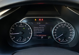 Подержанный автомобиль Nissan Murano Suv 2018 года (29 фото)