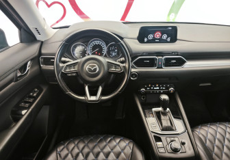Подержанный автомобиль Mazda CX-5 2020 года (16 фото)