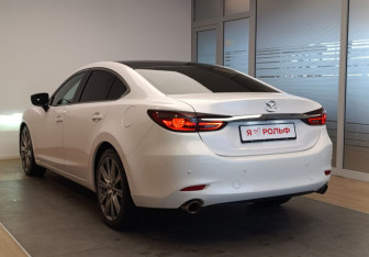 Подержанный автомобиль Mazda 6 Sedan 2021 года (4 фото)