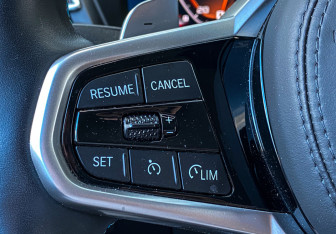 Подержанный автомобиль BMW X3 2021 года (19 фото)